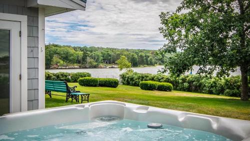Musquodoboit Harbour House | OCEAN BAY VIEW Luxury Guesthouse