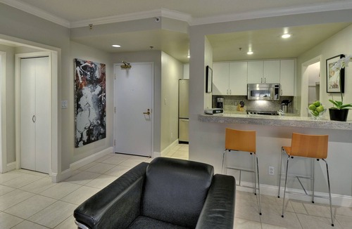 North Beach Condo | OCEAN / BAY VIEWS - PARKING, TELEGRAPH HILL - FISHERMAN'S WHARF AREA