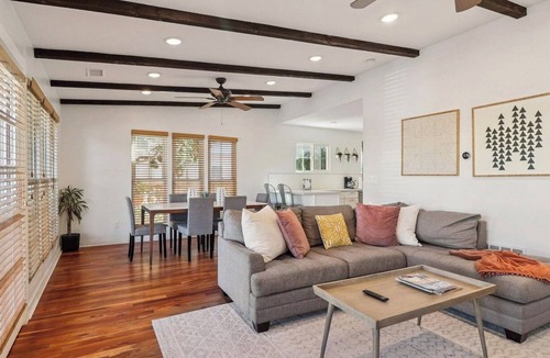 Ocean Beach House | Ocean Beach Compound, Walk to Beach, Sleeps 19