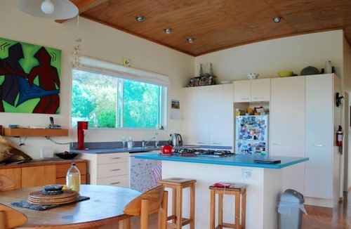Whangarei Heads House | Ocean Beach Hideaway + Chalet