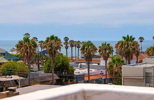 Ocean Beach House | Ocean Beach Sunset Haven