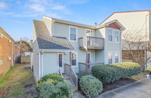 Norfolk Apartment | Ocean Bliss: Cozy Apartment Retreat in Norfolk D