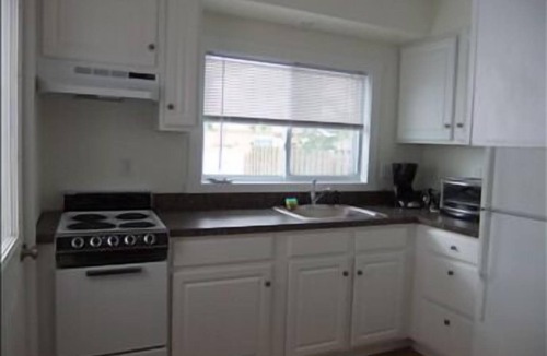 Ship Bottom Cottage | Ocean block cottage -pet friendly