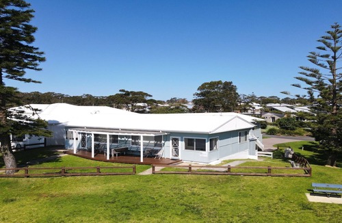 Currarong Apartment | Ocean Blue Apartment One