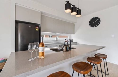 Middleton House | Ocean Breeze 57 Padman Crs Middleton