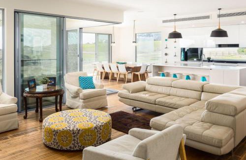 San Remo House | Ocean Breeze