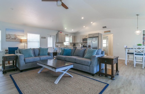 Melbourne Beach Cottage | Ocean Breeze Cottage
