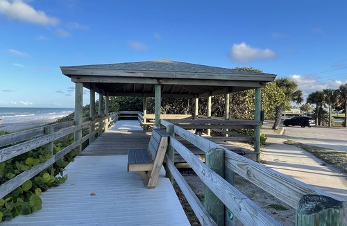 Melbourne Beach Cottage | Ocean Breeze Cottage