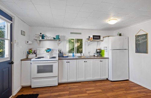 York Cottage | Ocean Breeze Cottage, Spacious 2 BRs, living room, full bathroom & a patio.