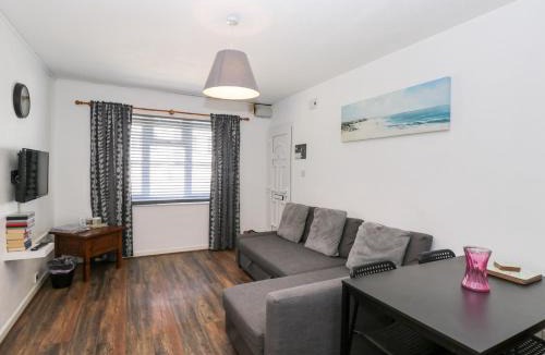 Brean House | Ocean Breeze