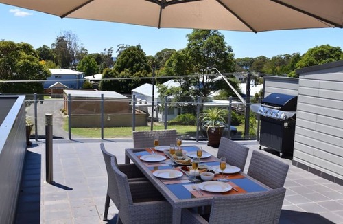 Huskisson House | Ocean Breeze Luxurious - Huskisson