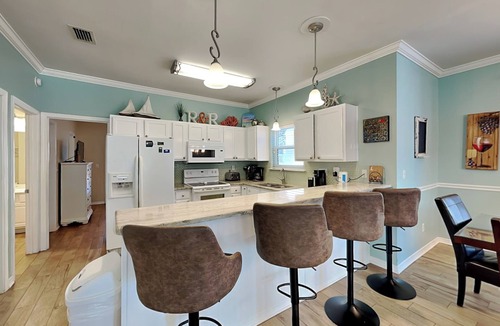 Crystal Beach House | Ocean Breeze | Pet Friendly, Beach Front, Pool!