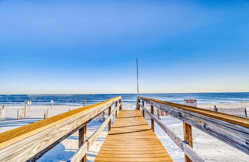 Ono Island Apartment | Ocean Breeze West 302