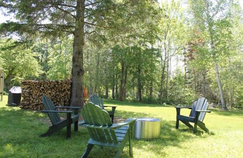 Hancock Point House | Ocean Breezes Fire Pit