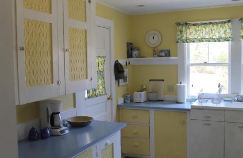 Hancock Point House | Ocean Breezes Fire Pit