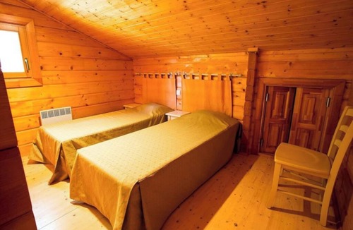 Bias Ski Chalet | Ocean cottage