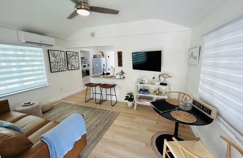 St. Pete Beach Cottage | "Ocean" Cottage on Sunset Beach