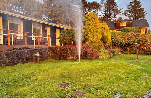 Yachats Apartment | Ocean Cove Inn #2 - Ocean View