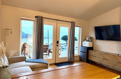Yachats Apartment | Ocean Cove Inn #6 - Ocean View