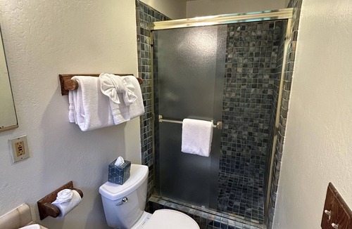 Jenner Hotel | Ocean Cove Lodge