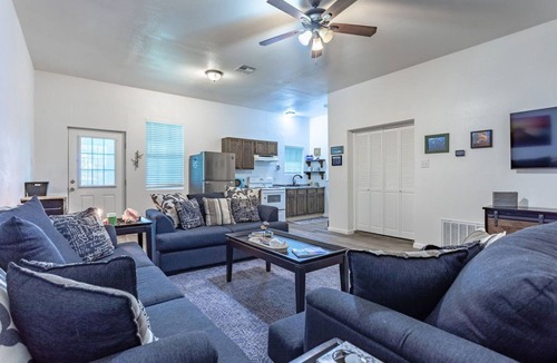 Woodway Apartment | Ocean Dreams