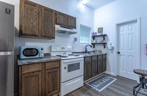 Woodway Apartment | Ocean Dreams