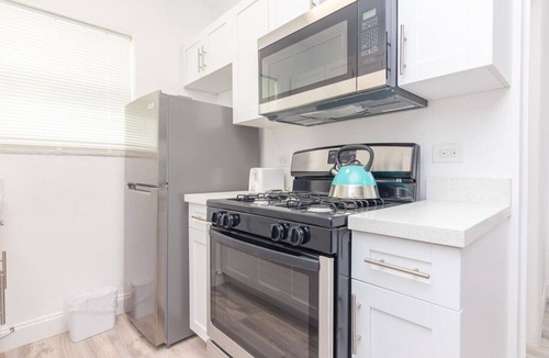 South Beach Condo | Ocean Drive Deco Apt w/2 Queen Beds, Steps 2 Beach