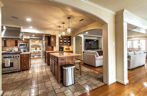 Bay Area House | Ocean Drive Grand Estate Sleeps 54 Pool