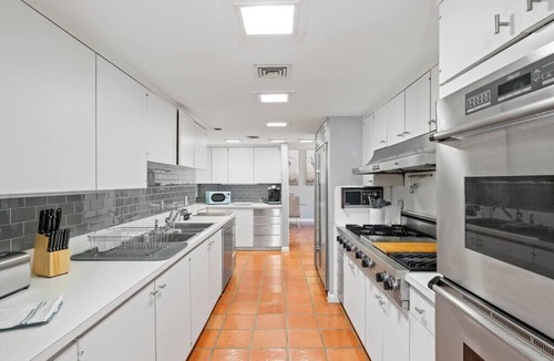 Bay Area House | Ocean Drive Oasis w Hot Tub Awaits