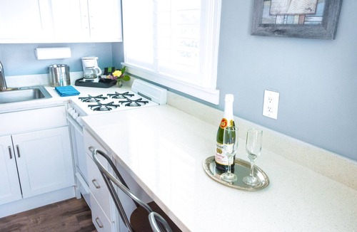 Eastside Santa Cruz Hotel | Ocean Echo Inn and Beach Cottages