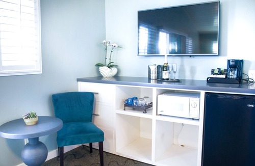 Eastside Santa Cruz Hotel | Ocean Echo Inn and Beach Cottages