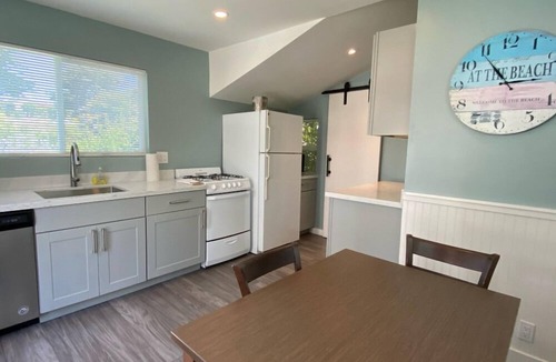 Eastside Santa Cruz Hotel | Ocean Echo Inn and Beach Cottages