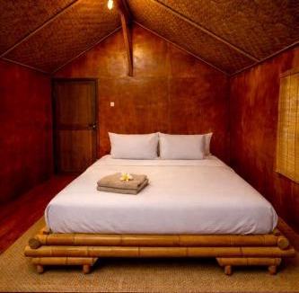 Sumbawa Barat Apartment | Ocean Fresh Surfhouse