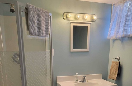 Milton Apartment | Ocean Front Apartment in Hillview