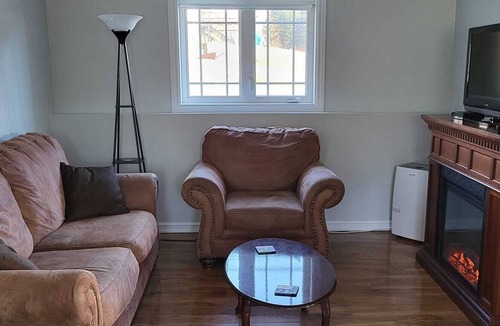 Milton Apartment | Ocean Front Apartment in Hillview