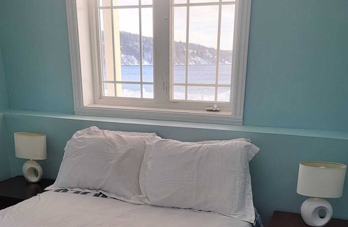 Milton Apartment | Ocean Front Apartment in Hillview