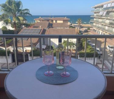 Daimuz Apartment | Ocean front apartment Trianon