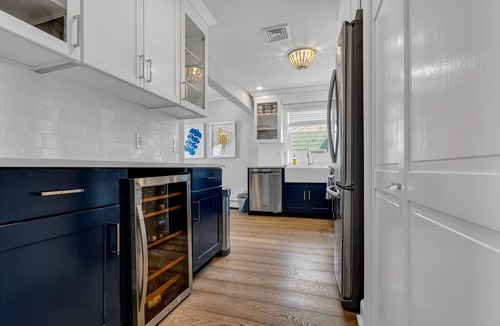 Sea Bright House | OCEAN FRONT BEACH HOUSEn4 bedroom, 3 Bath