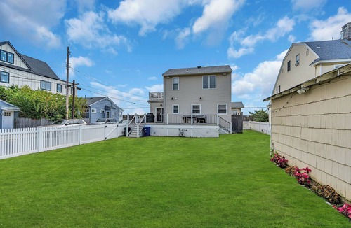 Sea Bright House | OCEAN FRONT BEACH HOUSEn4 bedroom, 3 Bath