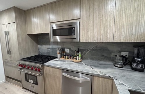 Eastern Malibu Condo | Ocean Front Carbon Beach Malibu Escape 😊