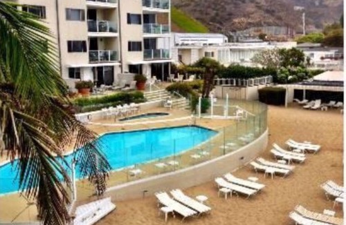 Eastern Malibu Condo | Ocean Front Carbon Beach Malibu Escape 😊