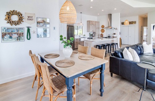 Seal Rock House | Ocean Front, Commanding Views, Sandy Beach, Seal Rock!