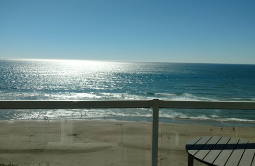 Lincoln City Condo | Ocean Front Condo - 1 Bedroom/bath - Sleeps 4