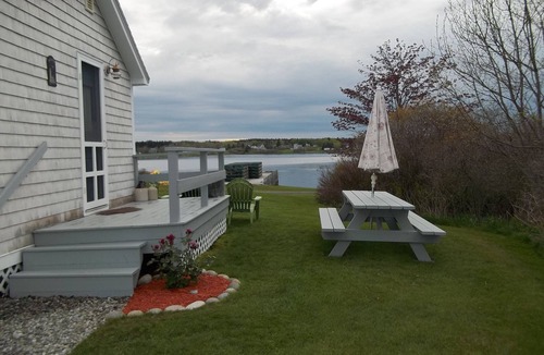 Tenants Harbor Cottage | Ocean Front Cottage