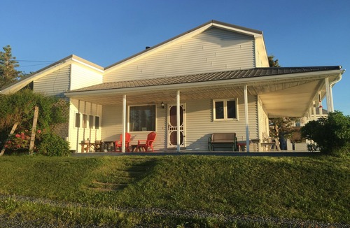 Feltzen South Cottage | Ocean Front Cottage