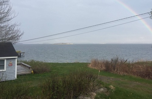 South Thomaston Cottage | Ocean Front, Cozy, Pet Friendly Cottage, Sleeps 2/4