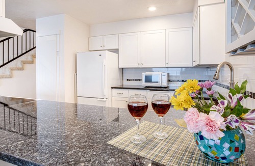 Newport Condo | Ocean Front, Excellent Lighthouse Views, Nye Beach!