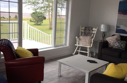 Tryon Cottage | Ocean Front Getaway on PEI