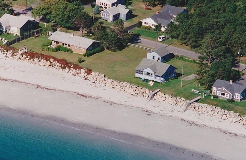 Kennebunkport House | Ocean front house on Goose Rocks Beach! Kid friendly!