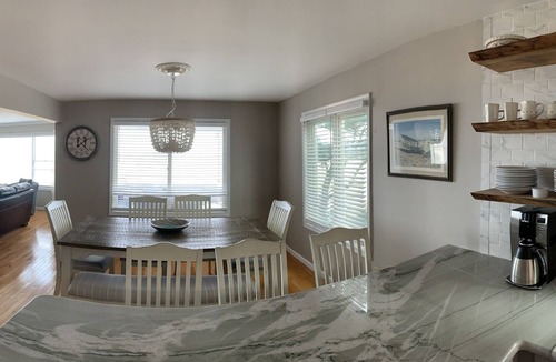 Sea Isle City House | Ocean Front luxury Condo, Center of Town - sleeps 11, parking for 3 cars